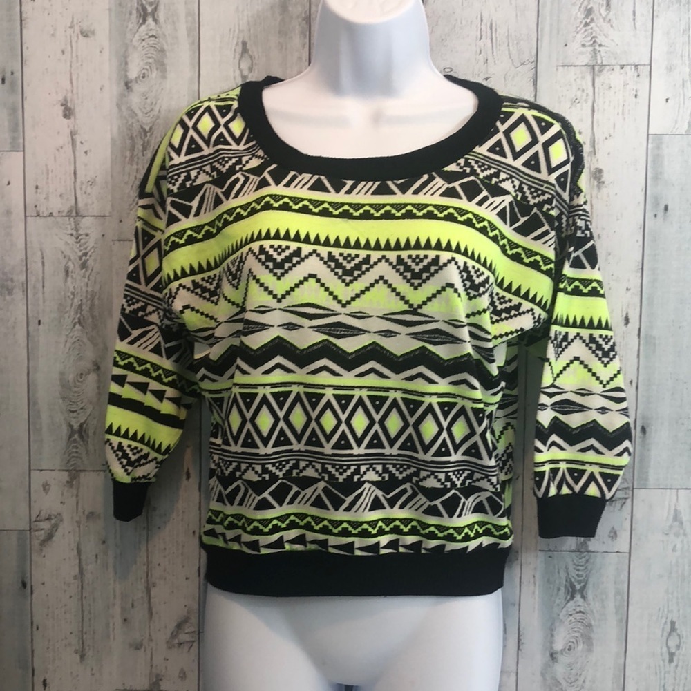 Almost Famous Neon Lace Back Top Medium